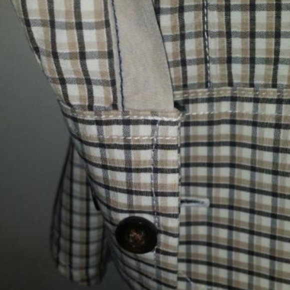 Like New Banana Republic Men's Shirt  Size XL - Picture 3 of 3